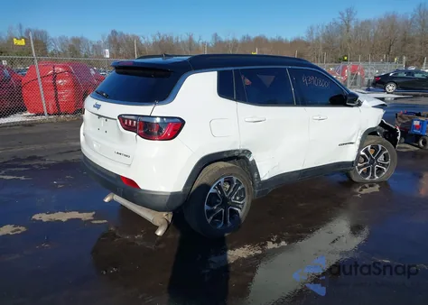 2024 Jeep Compass Limited 4X4 из США, поврежденный, VIN 3C4NJDCN6RT594949